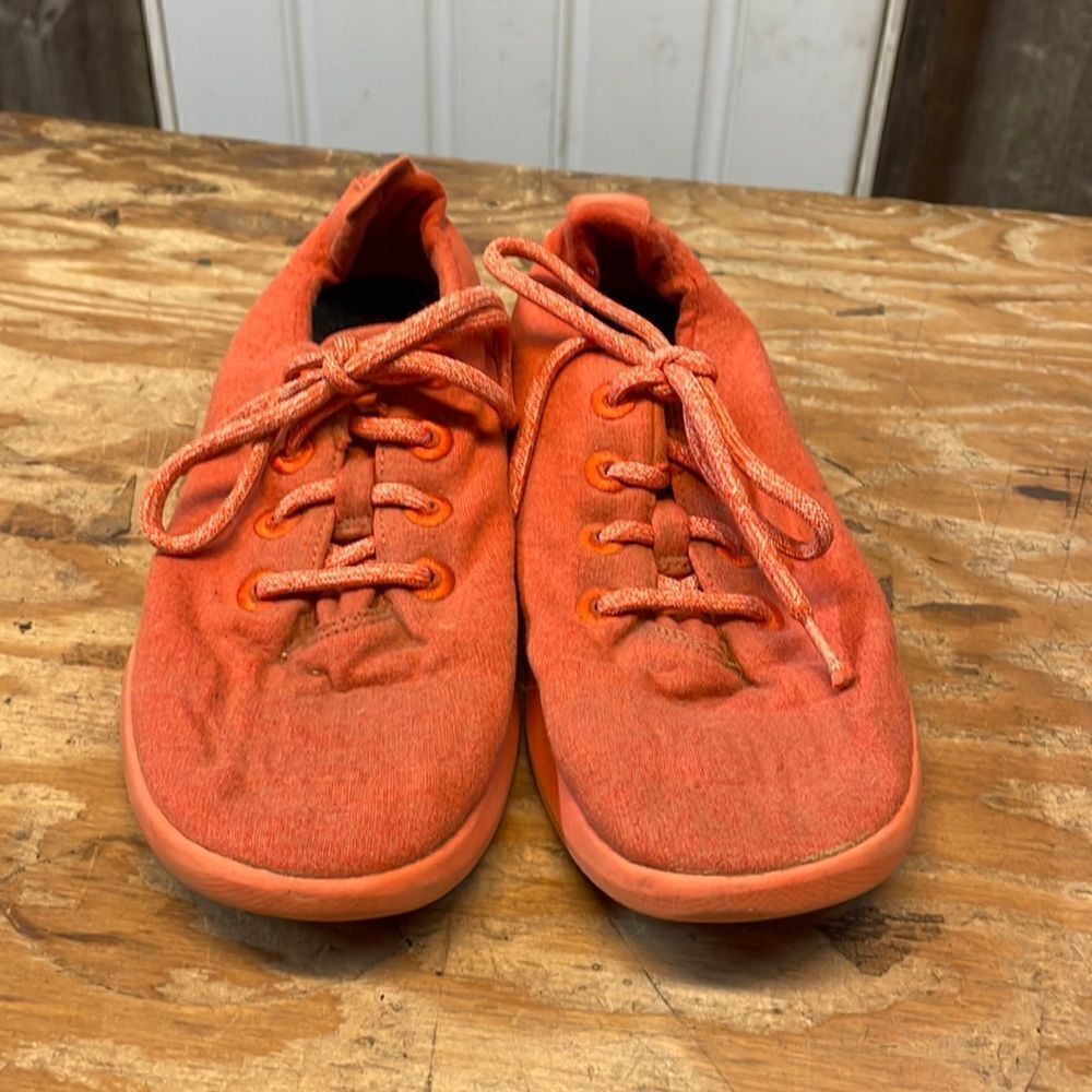 AllBirds wool runners woman’s orange tennis shoes in size 8